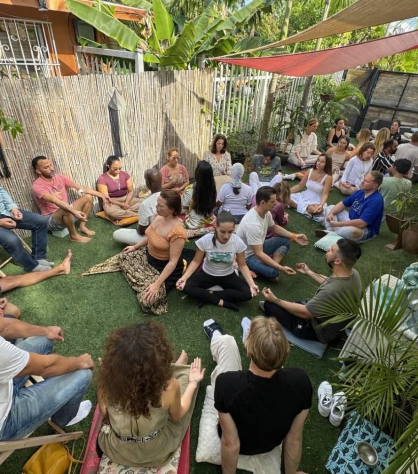 9BDF1994-5FFD-4ABF-9DCD-1920B2B4E5DA